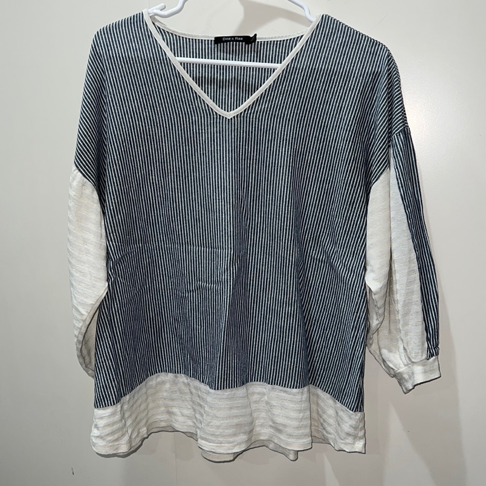 Size large top
